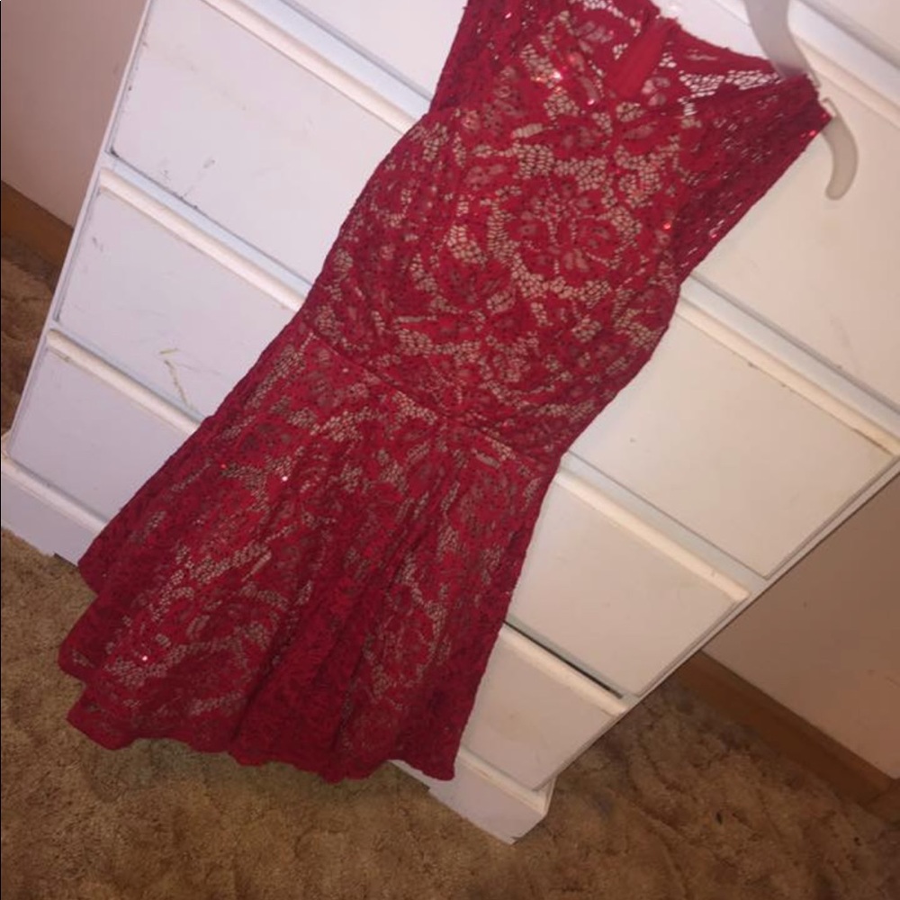 Dress - Picture 2 of 2